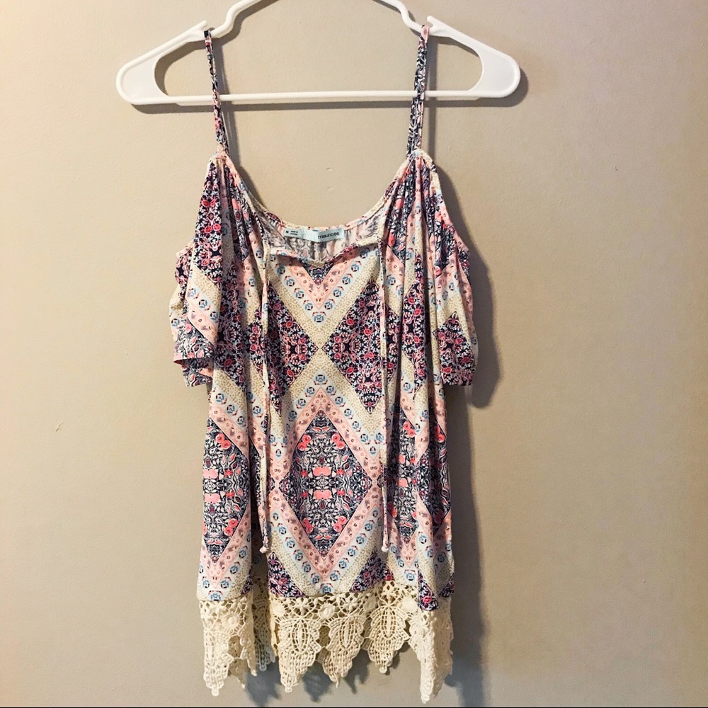 Maurices top